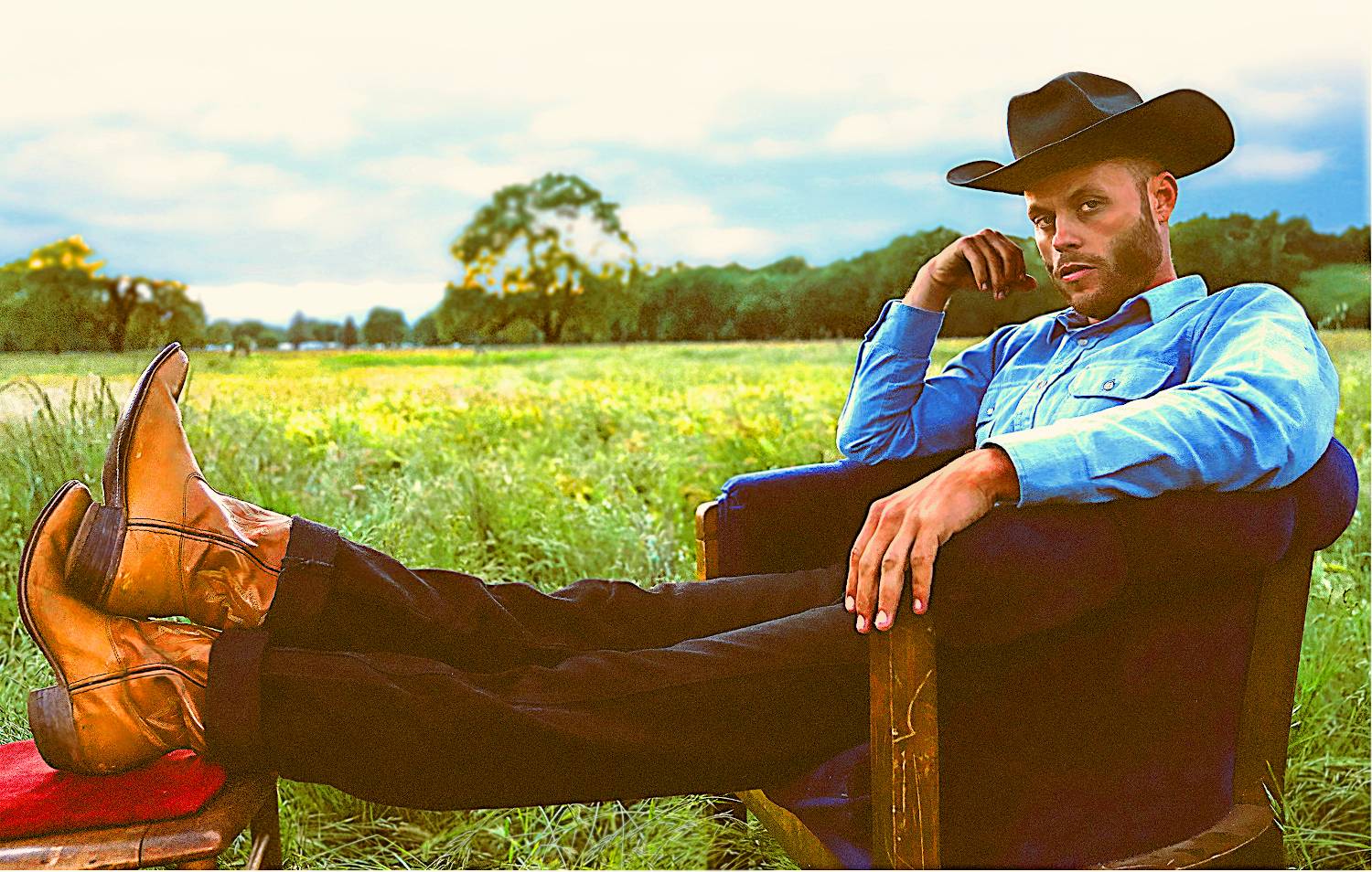 Charley Crockett previews new album "The Valley" and embarks on European tour